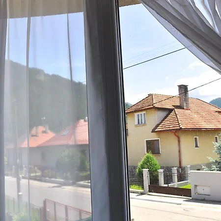 Penzion Pavcina Lehota 招待所 Pavčina Lehota
